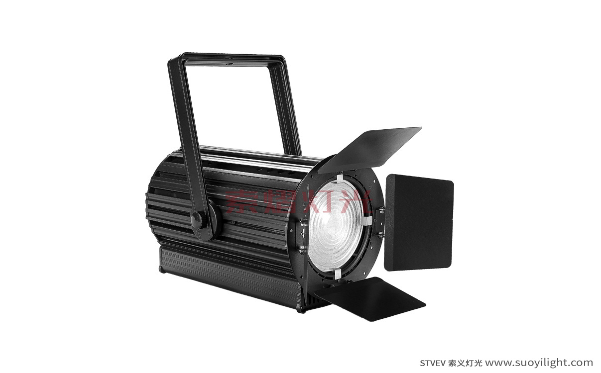 Los-AngelesLED Zoom Film and TV Wash Light