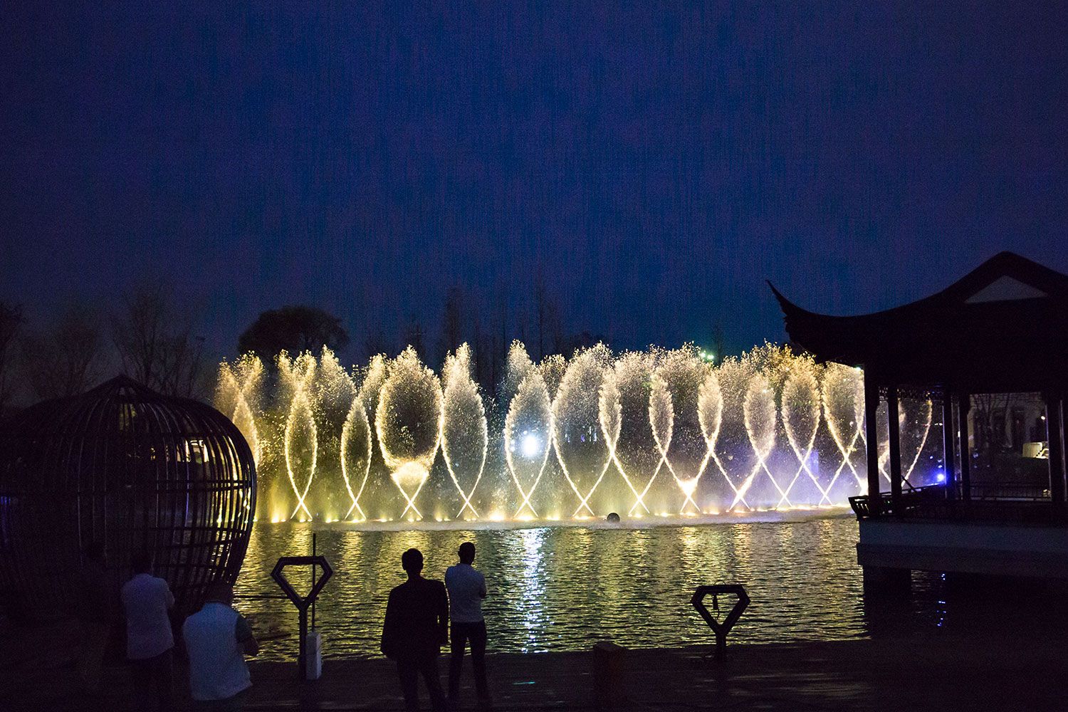 Los-Angeles新西塘水街亮化方案