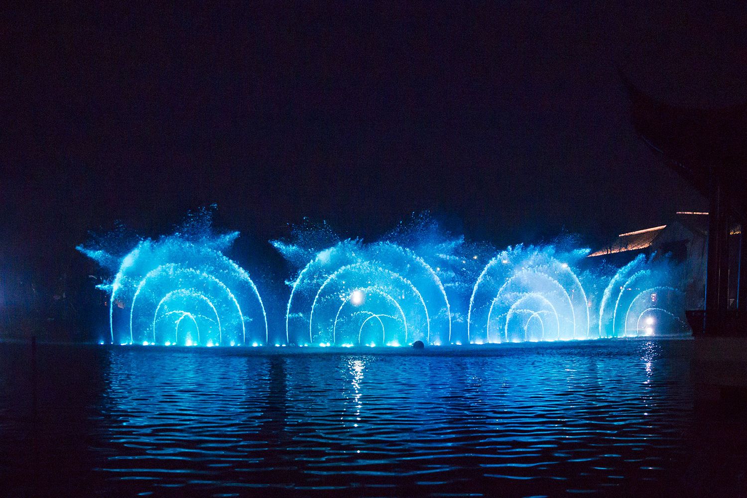 Los-Angeles新西塘水街亮化方案